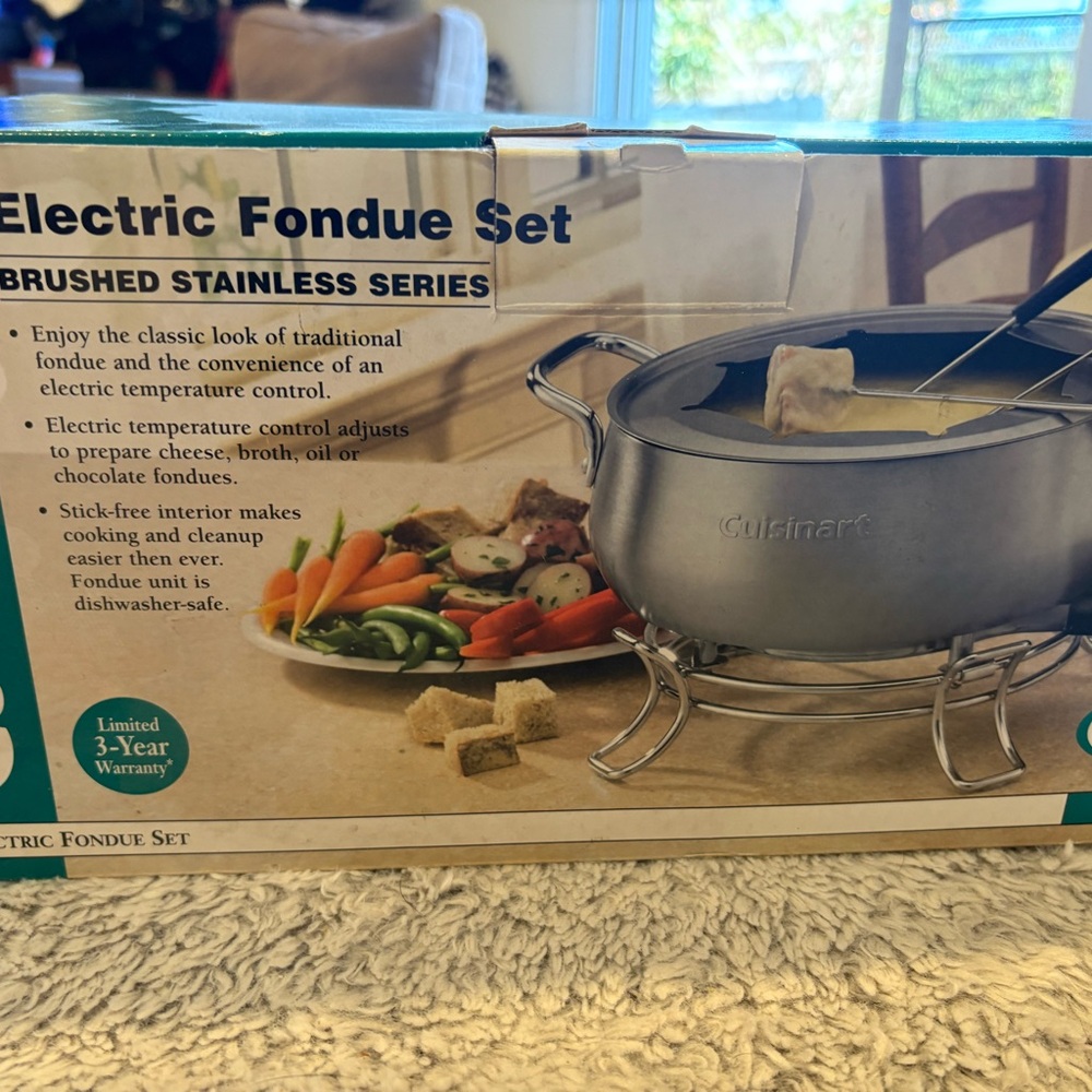 Cuisinart Electric Fondue Set Women OS Silver Like New‎ CEF-30PC Stainless